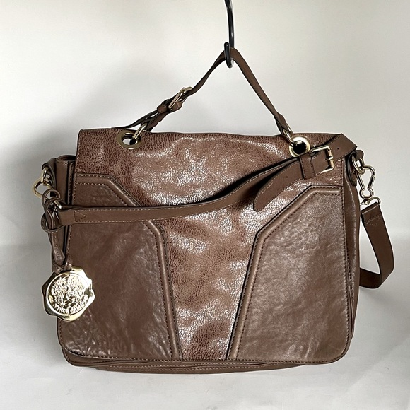 VINCE CAMUTO Messenger Crossbody Bag - Picture 1 of 9